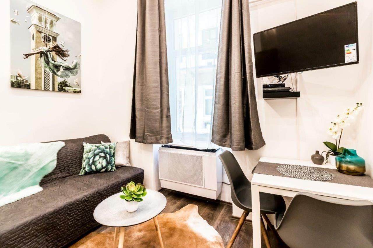 Amazon Apartment Near The Famous Party Boulevard Budapest Luaran gambar