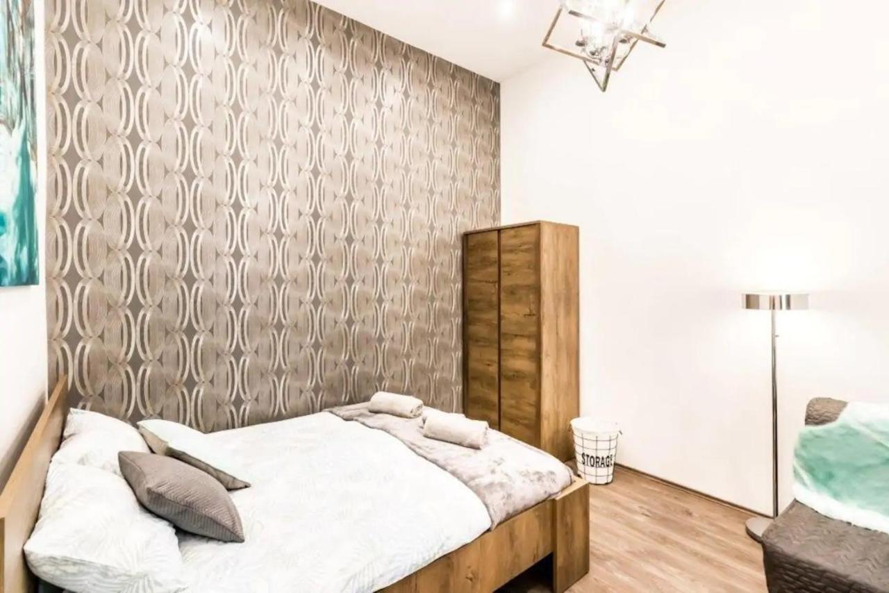 Amazon Apartment Near The Famous Party Boulevard Budapest Luaran gambar